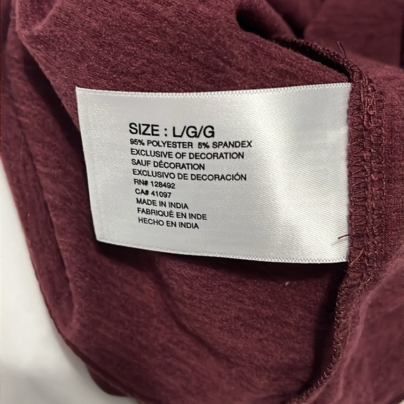 Greg Norman Burgundy Long Sleeve Quarter Zip - Picture 5 of 5